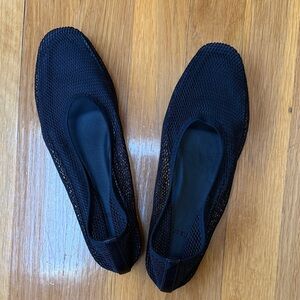 Brand new Theory Black Mesh Flats